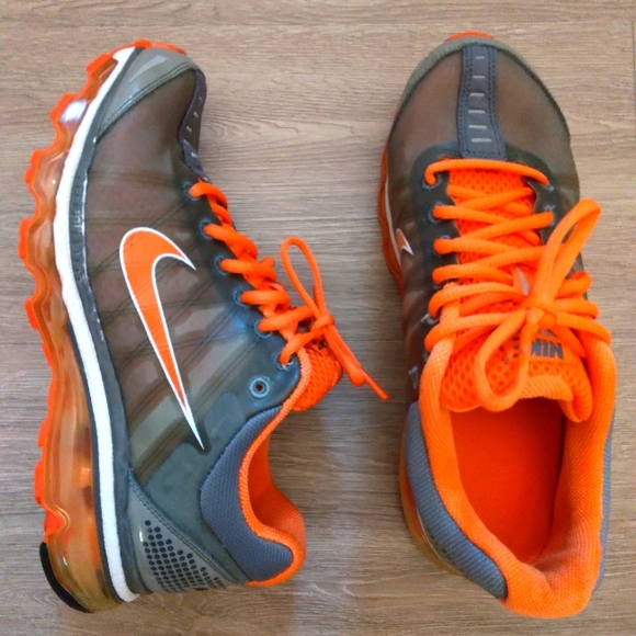 Nike Shoes - Nike air max 2009